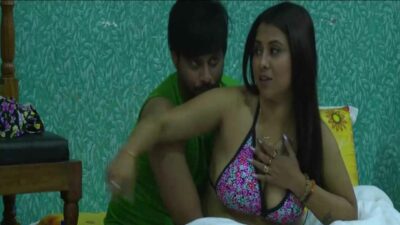 Pihu n Tina BossX 2022 Moodx Hindi Porn Web Series Episode 4
