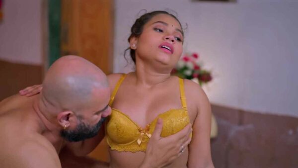 Thand Ka Maza 2024 Bigshots Hindi Porn Web Series Episode 8