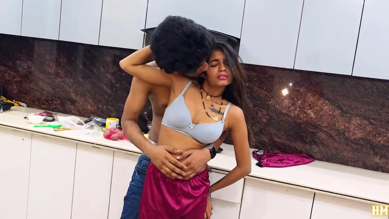 Girlfriend Boyfriend 2026 Hindi Uncut Porn Video