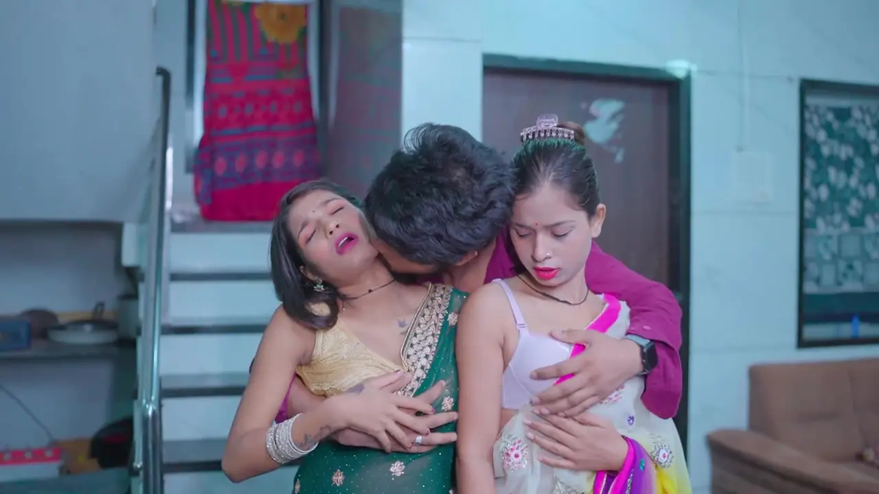 Ek-Pati-Do-Biwi-1.webp